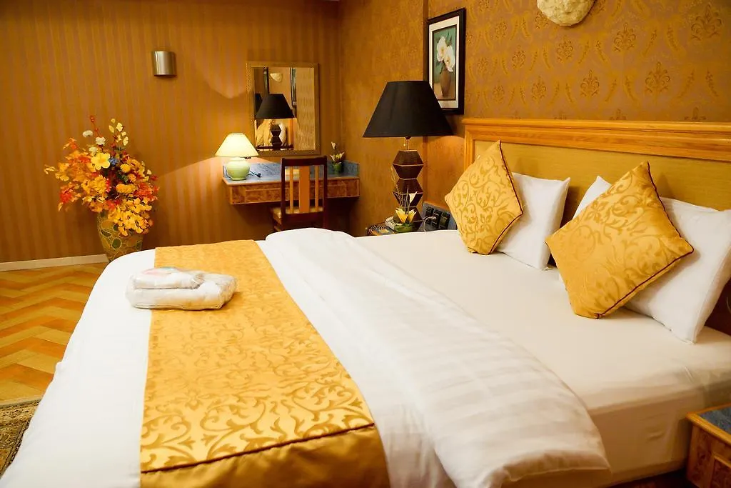 דמאם Mansour Plaza Hotel Apartments 3*,